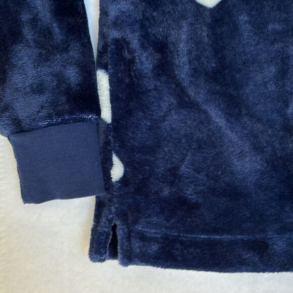 Loft Soft Furry Fleece Long Sleeve Pull Over Navy Blue White Hearts Size XS - Picture 2 of 7